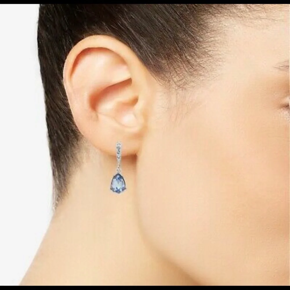 Givenchy Blue Crystal Tear Drop Earring and Necklace Set - Picture 7 of 9